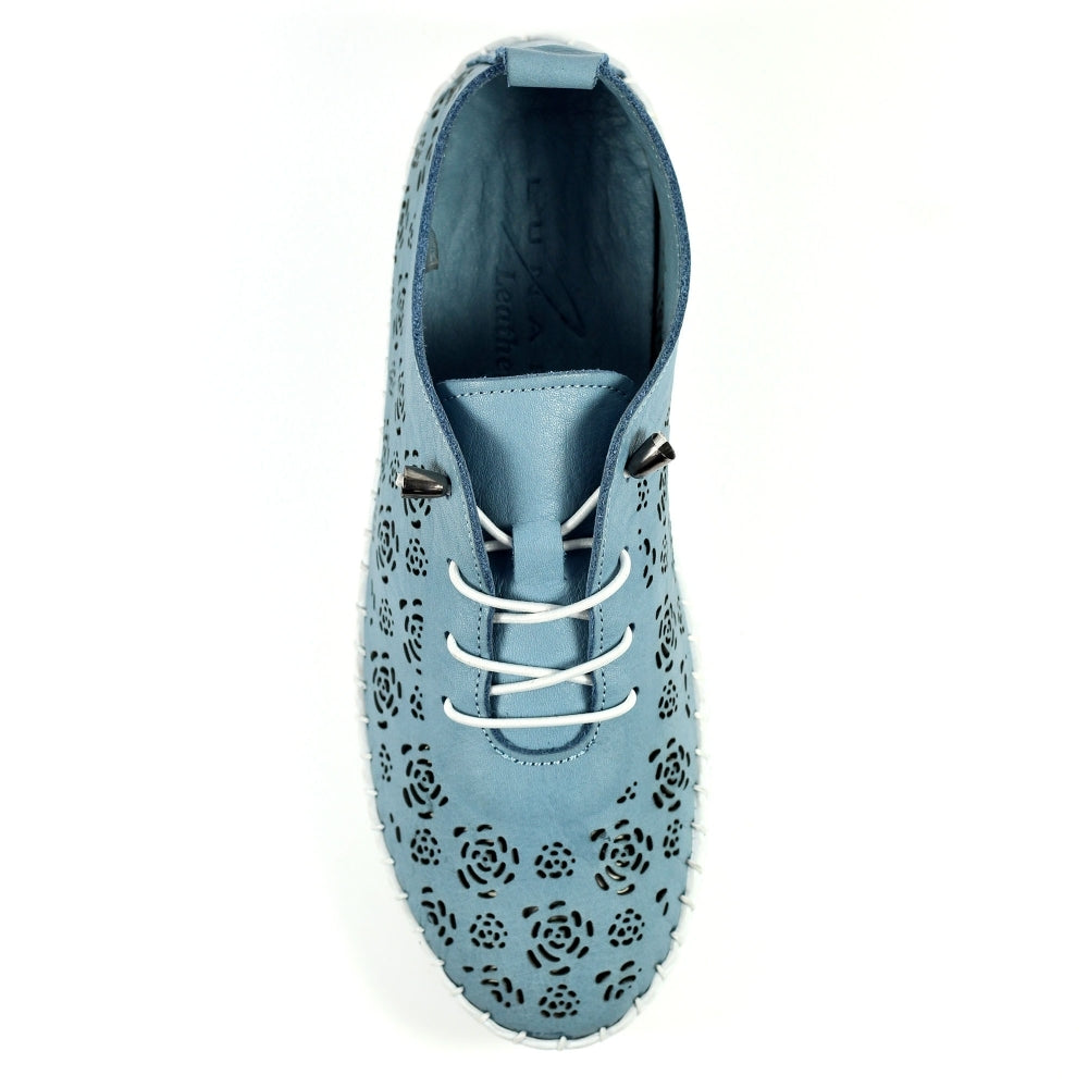 Bamburgh Punch detail Leather Pumps Blue