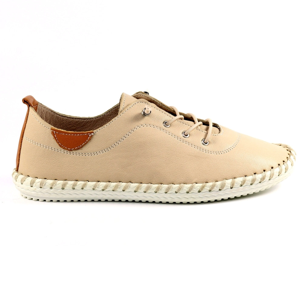 St Ives Leather Pumps Beige
